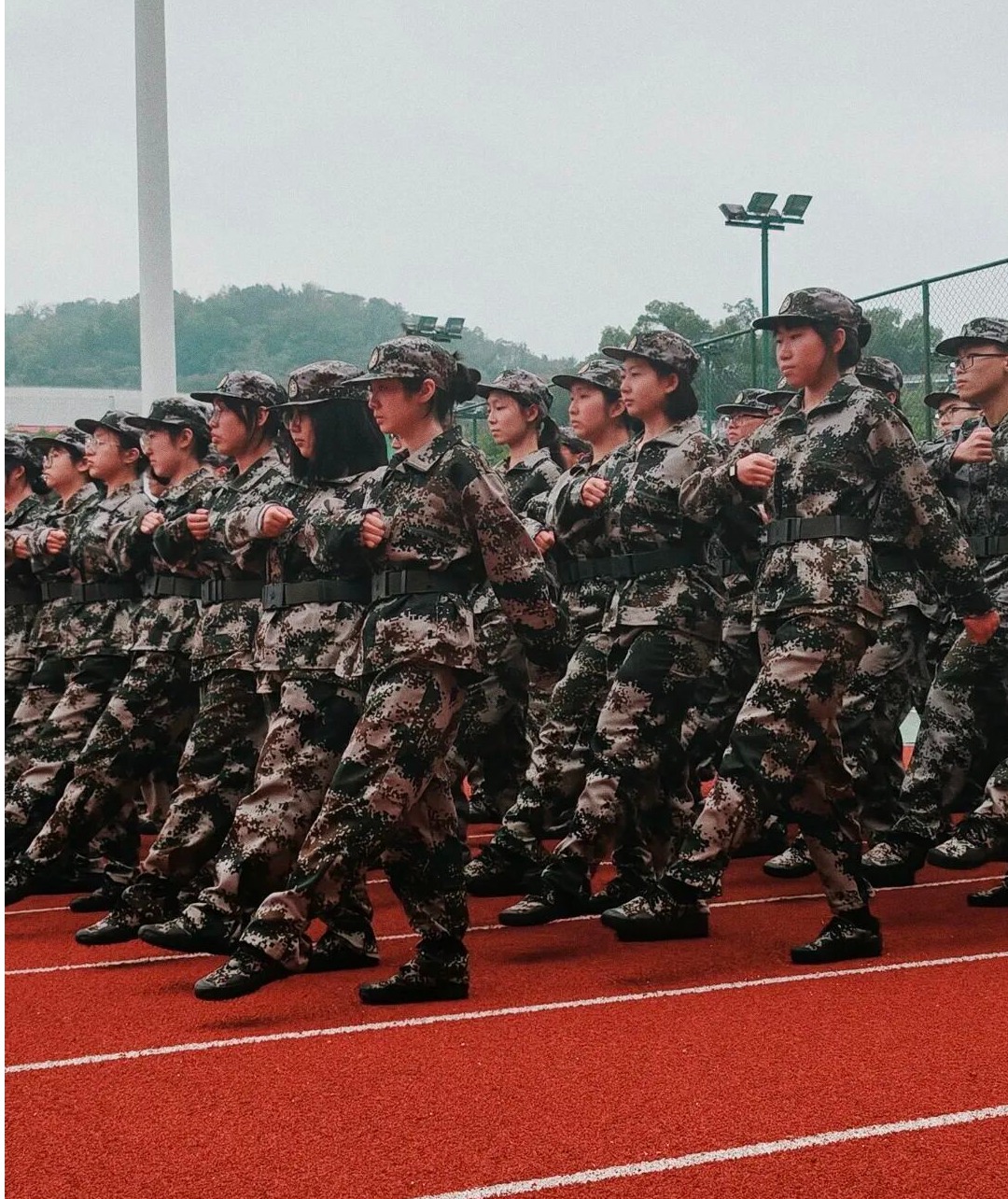 4CCF9